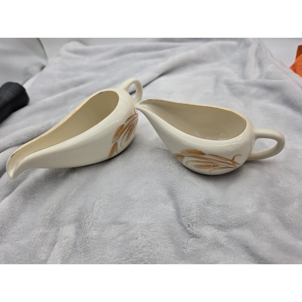 Set of 2 VTG MCM Homer Laughlin Golden Wheat Gravy Boat & Creamer 22k Gold Trim
